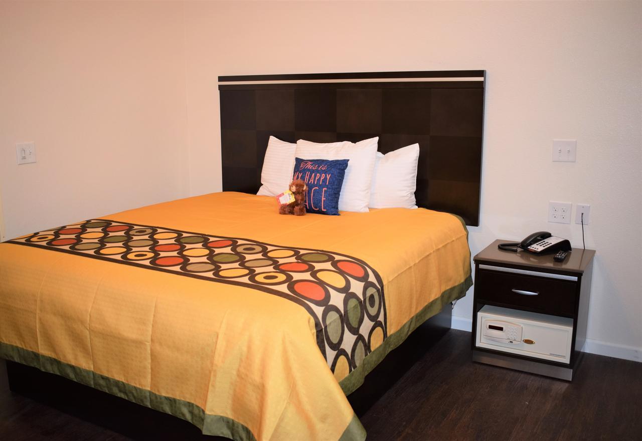 Texas Bungalows Hotel & Suites オースティン エクステリア 写真