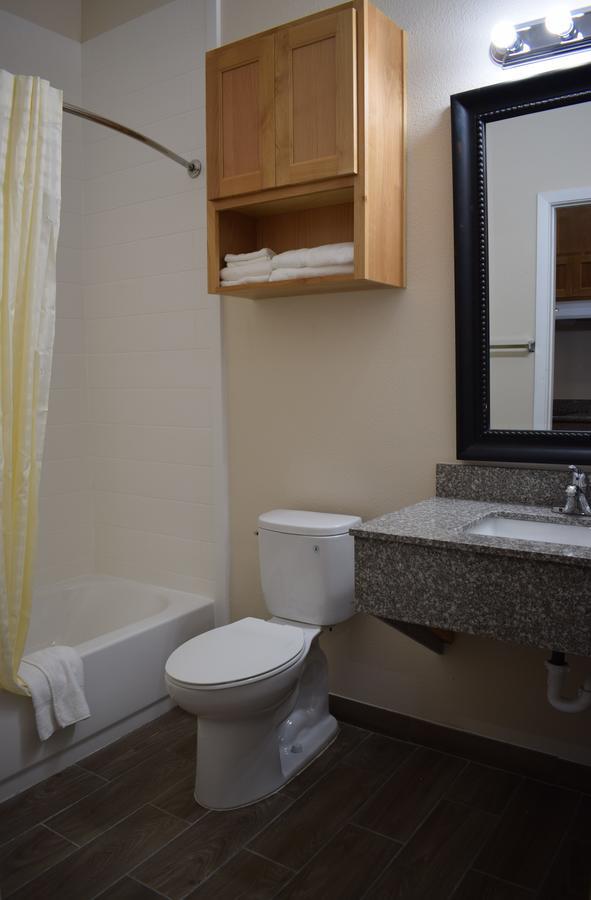 Texas Bungalows Hotel & Suites オースティン エクステリア 写真